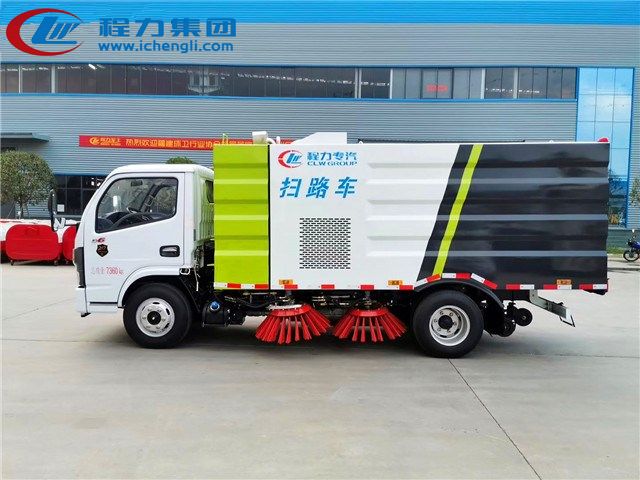 國六東風(fēng)5方小型掃路車